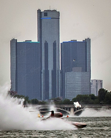 #0552a Qatar Flipping 2