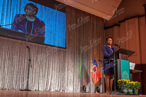 #8611 - Dr. Daphne Ntiri, 2014 Individual Community Leadership Award